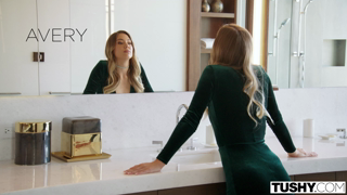 Tushy 2020.11.15 Avery Cristy - New Years [1080p].mp4