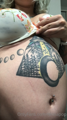 99914432_more-chugging-and-stuffed-belly-masturbation-and-a-little-vo_5.m4v