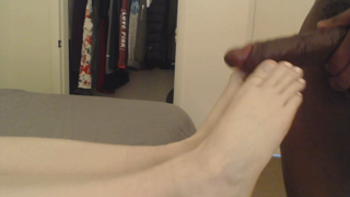 Junglefever69X - Teasing You With My Feet.mp4