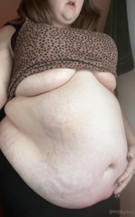 923146123_bloated-burpy-and-bouncy-watch-how-bloated-and-gassy-i-g_2.mp4