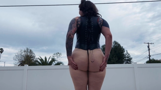Wrecked Twerking Elle _ Ace hardz.mp4