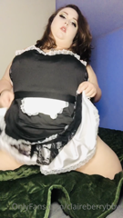 150841865_maid-kisses_0.m4v
