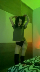 96052394_silly_0.mp4