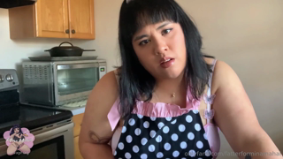 514608136_wife-wants-you-fat-like-her-mutual-gaining-encouragem_0.m4v