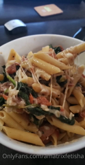 168147928_posting-what-i-eat-on-a-weekend-when-i-just-intuitively-eat_0.m4v