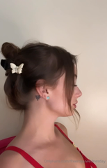 1082467699_life-is-too-short-to-have-boring-hair_0.mp4