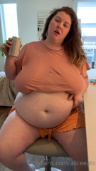 617607703_post-lunch-belly-and-some-big-burps_0.m4v