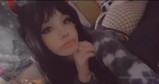 323918122_lets-cuddle_1.mp4