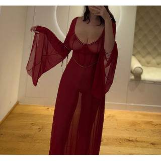 princess-vibes-tonight-v0-gzcd5grf2m8g1.webp