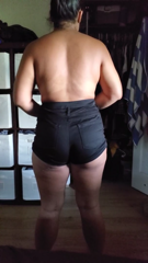 Stripping down to take a Shower._Bubble Butt Samoan Milf_1080p.mp4