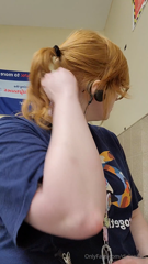 957689656_i-literally-never-wear-my-hair-in-a-ponytail-but-it-s-kind-o_0.mp4