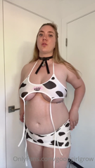 391135746_cheeky-lil-cow_0.m4v