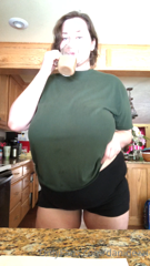 30588822_would-you-take-a-side-of-coffee-with-your-flashing-bbw_0.m4v