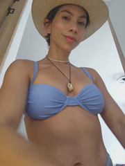 Alice_Barry_2026-10-14_21-36-52_197.mp4