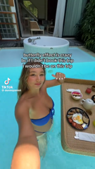 2697b3c1160e8058f3cbfd9405eb2b14.mp4