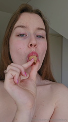 1737369134_swipe-right-to-see-my-licking-skills-in-action_1.mp4