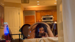 1112978827_can-i-hangout-on-top-of-you-like-this_0.mp4