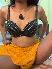 Riya_R24_2026-08-12_22-46-58_270.mp4