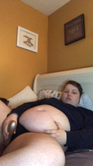 12756465_lazy-cum-just-a-chill-video-of-me-eating-a-bit-and-cumming_0.mp4