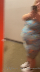 455764362_im-obsessed-with-this-dress-too-bud-it-doesnt-zip-in-the_5.m4v