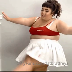 191809118_it-s-been-a-long-summer-and-freya-s-appetite-and-waistline_4.mp4