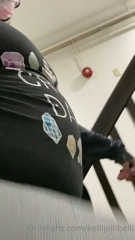 222382459_i-looooove-watching-my-gut-bounce-around-everywhere-when-i-w_0.m4v