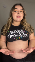 1443141332_black-christmas-tee-short-videos_1.mp4