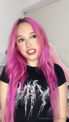717863780_el-sexo-oral-nunca-habia-sido-tan-rico-como-ahora-uwu-par_0.m4v
