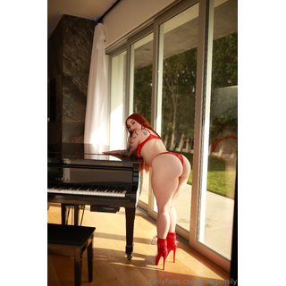 pawgemily_2114513604_source.png