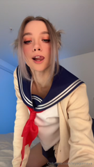 721999634_hot-tik-toks-in-a-himiko-toga-cosplayanal-plug-with-black_3.m4v