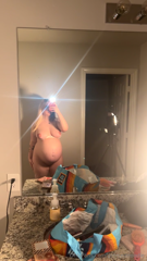 1525422491_slide-for-another-vid-hehe-i-feel-like-my-belly-button-l_0.mp4