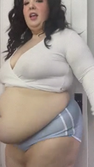 524373628_big-fat-belly-jiggles-getting-out-of-breath-something-sw_0.mp4