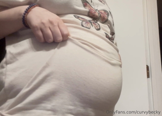 594184373_this-piggy-got-real-fat_0.m4v