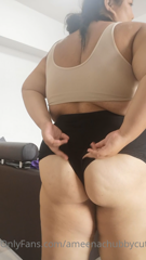 48424184_booty-and-fat-thighs-that-been-rub-each-other-too-much_1.m4v