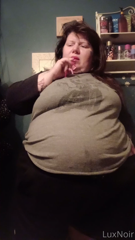 575102561_i-just-been-so-busy-eating-and-sleeping-i-just-keep-eating_0.m4v