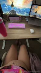 1529066930_belly-rub-break-heheh_0.mp4