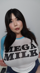 1121083956_new-shirt_0.mp4