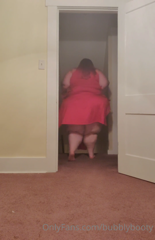 27749121_my-ass-almost-always-hits-door-frames-when-walking-thru-i-a_0.m4v
