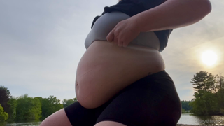 363873142_sneaky-sunset-belly-play-sweet-dreams_0.m4v