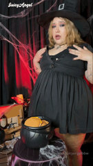 1362128131_greedy-fat-witch-10-burger-challenge-the-juicy-witch-h_1.mp4