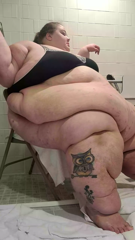 175563626_well-apparently-my-livestreams-never-post-and-i-accidentall_0.mp4