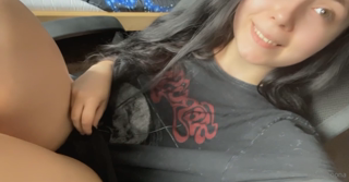 141719570_Woke up wet. Would you like to lick it__05_20c0bbf4-bb81-4218-b1b6-efd3634edb97.m4v