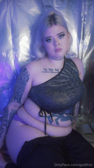 1624144394_pov-best-friend-made-me-fat-to-steal-my-bftip-for-full-vide_0.mp4