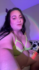 587640104_stream-started-at-05-03-2023-01-32-am-a-wildly-sexy-stream_0.mp4