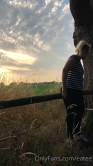39004712_when-youre-trying-to-have-cute-photographs-taken-at-sunset_0.m4v