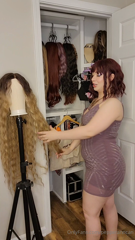 1904586055_wig-costume-closet-tour_0.mp4