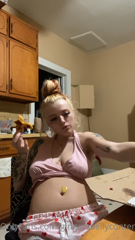 160732926_sandwich-time-w-belly-play-after-enjoy-these-short-prev_4.m4v