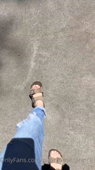 326208434_burks-today-didnt-go-get-my-nails-done-yesterday-cause_0.m4v