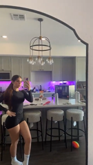 GXEsCvqTcCNa3ZH3yKX4c.1034.mp4