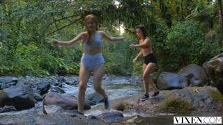 Vixen.19.05.09.Jia.Lissa.Ellie.Leen.And.Christian.Clay.A.Time.And.Place.1080p.mp4